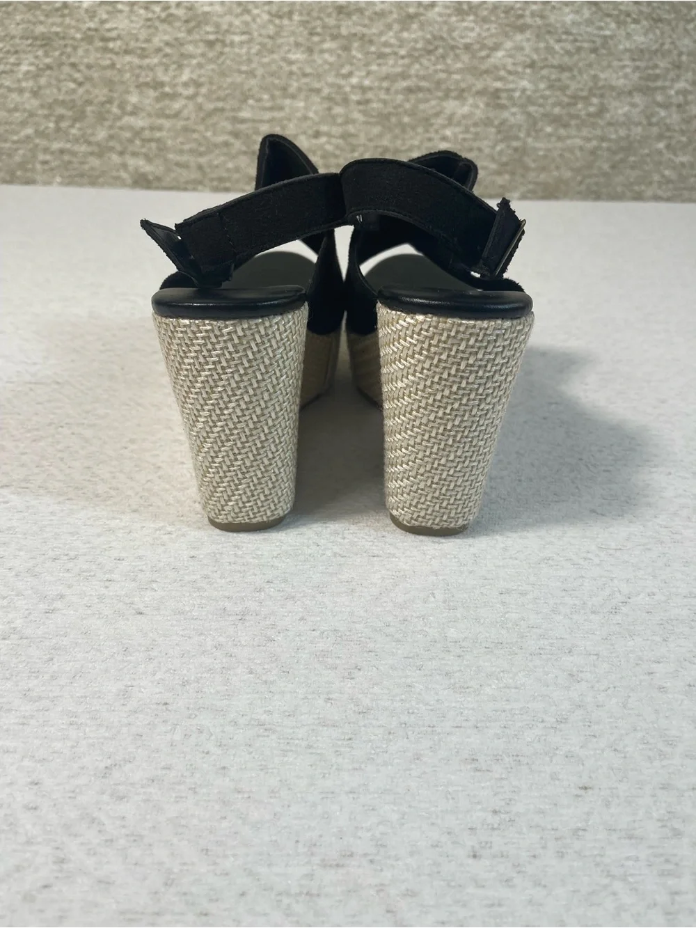 Women’s Black Suede Wedge Shoes Lightweight Ankle Strap Buckle, Sz8.5. SKU#0413